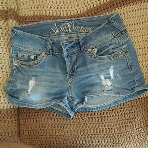 Wallflower shorts